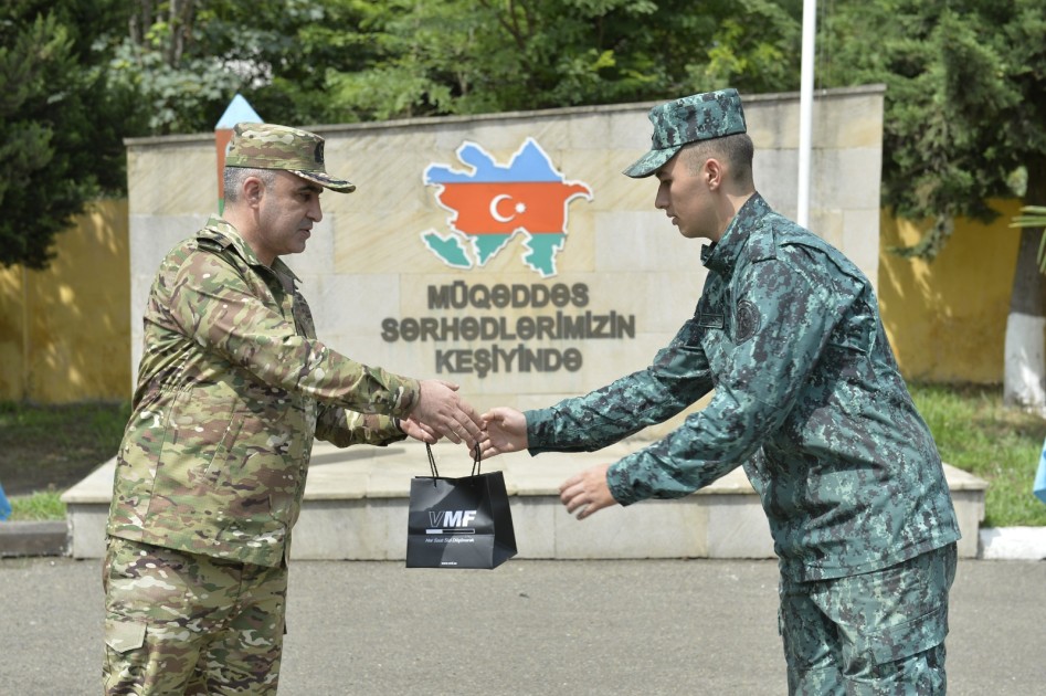 Hərbi prokuror DSX-nin hərbi qulluqçuları ilə görüşdü - FOTOLAR