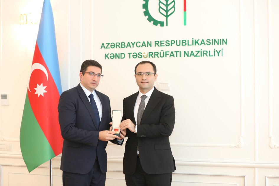 Nazir əməkdaşlarına medal və vəsiqələrini təqdim etdi - FOTOLAR