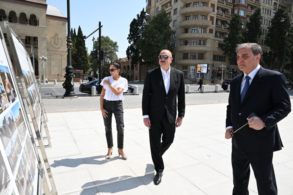 Prezident və birinci xanım Gəncə şəhərində olublar - FOTOLAR (YENİLƏNİB)