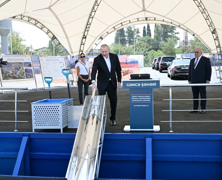 Prezident və xanımı Gəncədə təməlqoyma mərasimində - FOTOLAR (YENİLƏNİB)