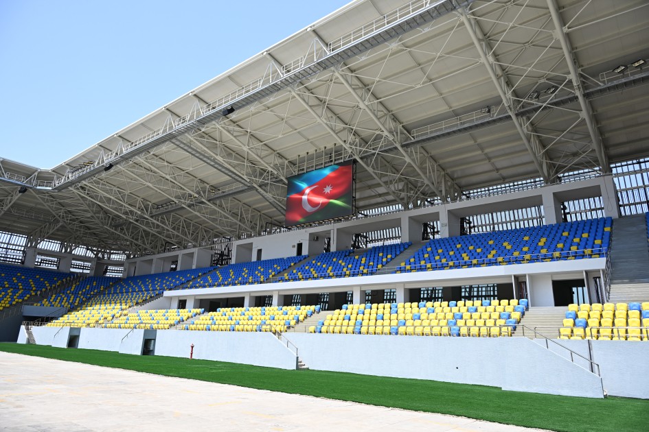 Prezident və birinci xanım Gəncə şəhər stadionunda - FOTOLAR (YENİLƏNİB)