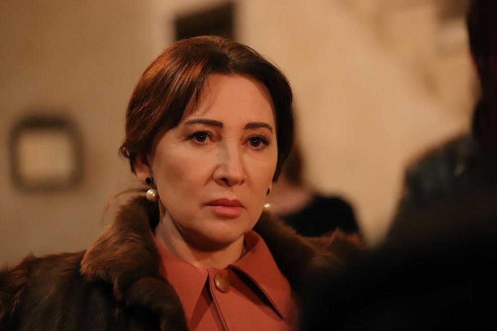 "Bir gece masalı"nın aktrisası yeni serialda - FOTO