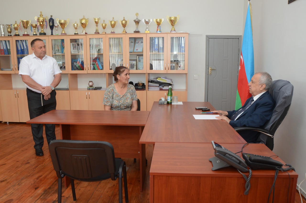 Malik İsaqov səyyar qəbul keçirdi - FOTOLAR