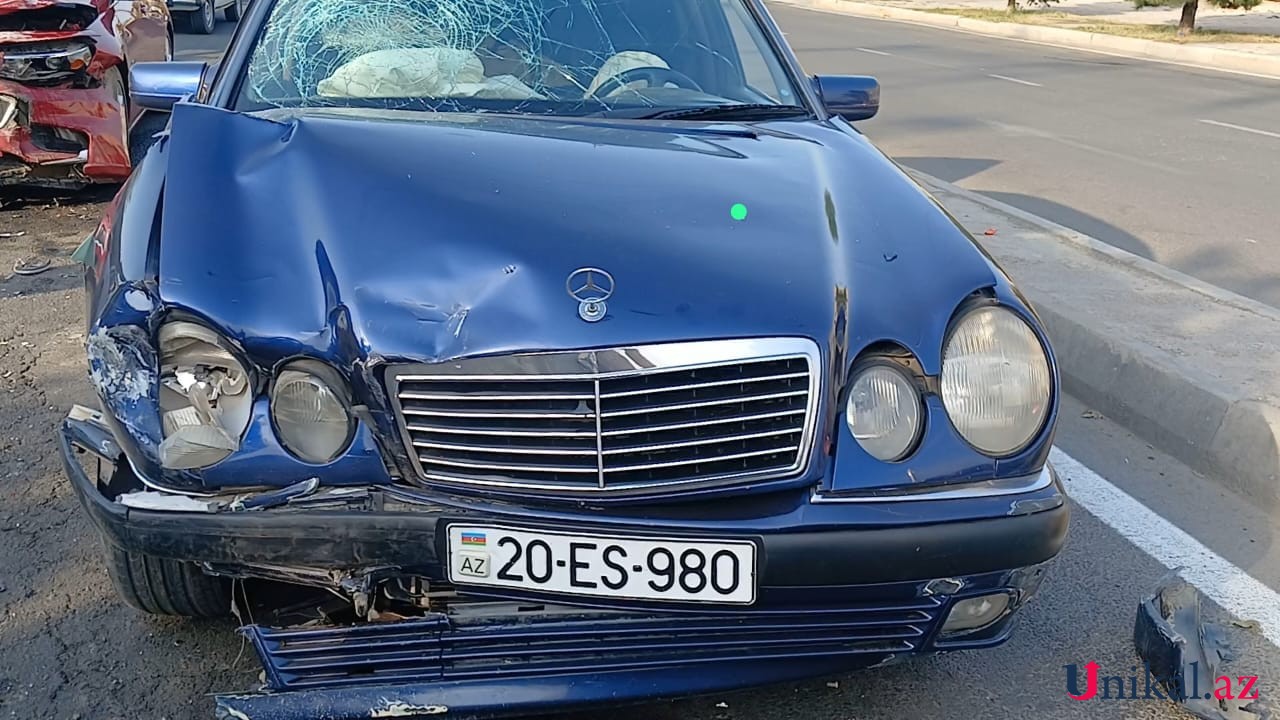 Gəncədə toya gedənlər qəzaya düşdü - YENİLƏNİB (FOTOLAR)