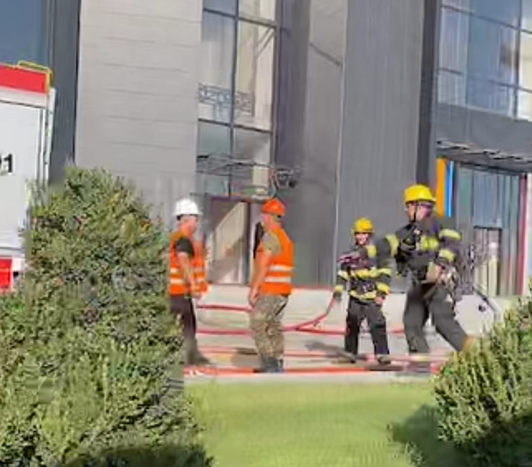 Xırdalanda DOST Mərkəzində yanğın - YENİLƏNİB (FOTOLAR)