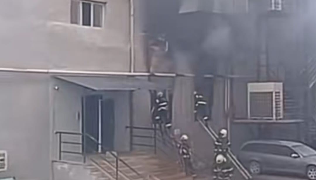 Xırdalanda DOST Mərkəzində yanğın - YENİLƏNİB (FOTOLAR)