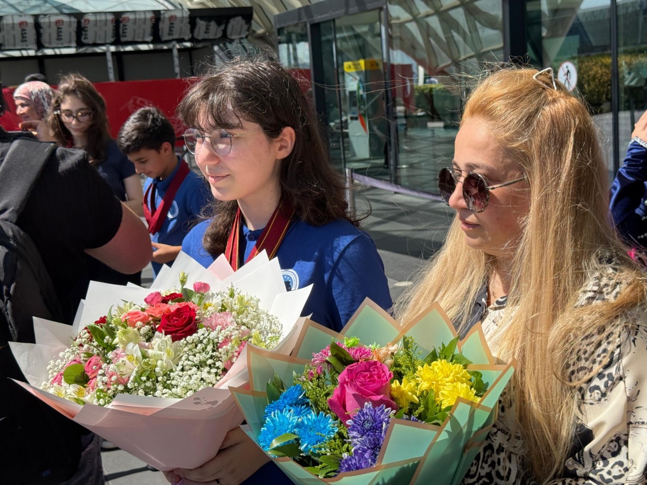 Aygün Bəylərin qızı Malayziyada qızıl və gümüş medallar qazandı - FOTOLAR