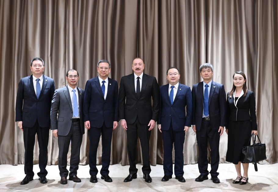 İlham Əliyev Çində görüşlər keçirdi - FOTOLAR