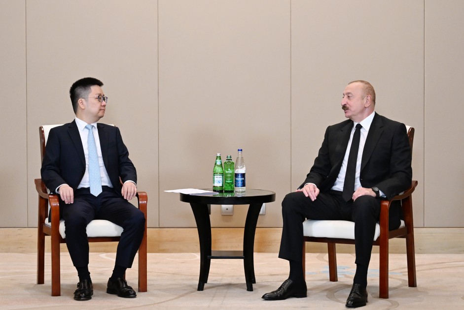 İlham Əliyev Çində görüşlər keçirdi - FOTOLAR