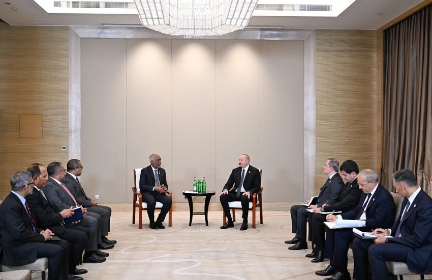 İlham Əliyevin Maldiv Prezidenti ilə görüşü oldu - FOTO (YENİLƏNİB)