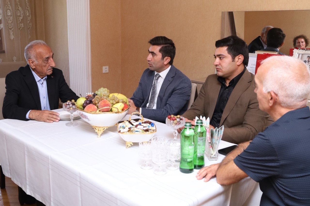 YAP Gəncə şəhər təşkilatının veteran üzvünün 90 illik yubileyi qeyd olunub - FOTOLAR