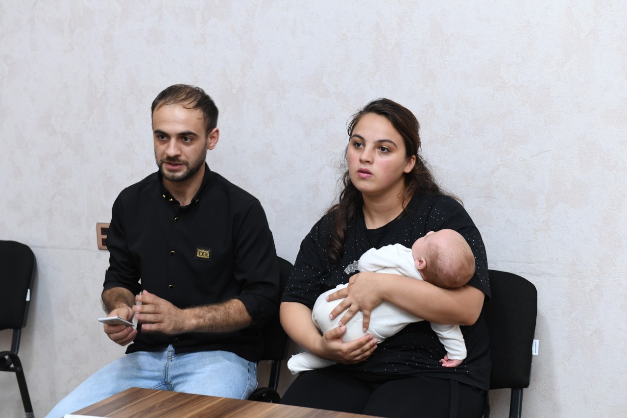 Rövşən Rzayev vətəndaşların müraciətlərini dinlədi - FOTOLAR