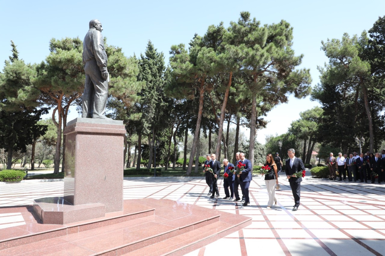 Suraxanıda Ağsaqqallar Şurasının hesabat konfransı keçirilib - FOTOLAR