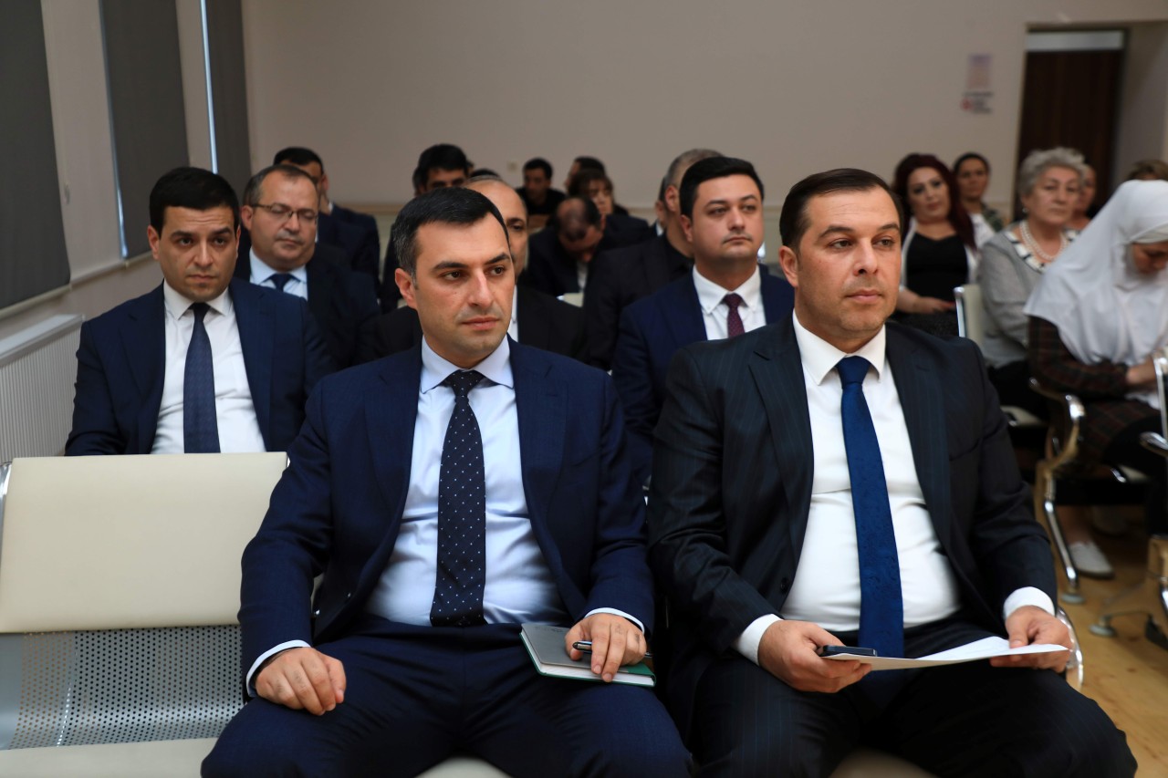 Niyazi Bayramov sakinlərin müraciətlərini dinlədi - FOTOLAR