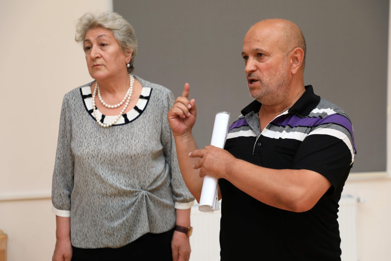 Niyazi Bayramov sakinlərin müraciətlərini dinlədi - FOTOLAR