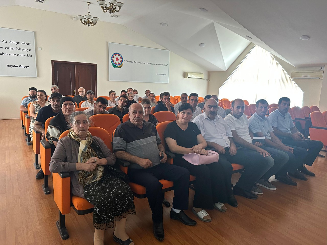 Vəngli sakinləri mina təhlükəsi ilə bağlı maarifləndirildi - FOTOLAR