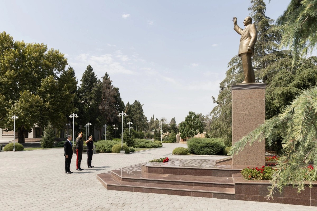 Vilayət Eyvazov Naftalanda vətəndaş qəbulu və sıra baxışı keçirdi - FOTOLAR/VİDEO