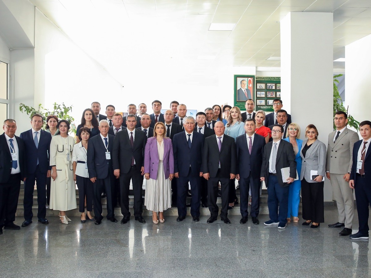 Özbəkistanlı nümayəndələr üçün AƏSMA-da təlim keçirilir - FOTOLAR