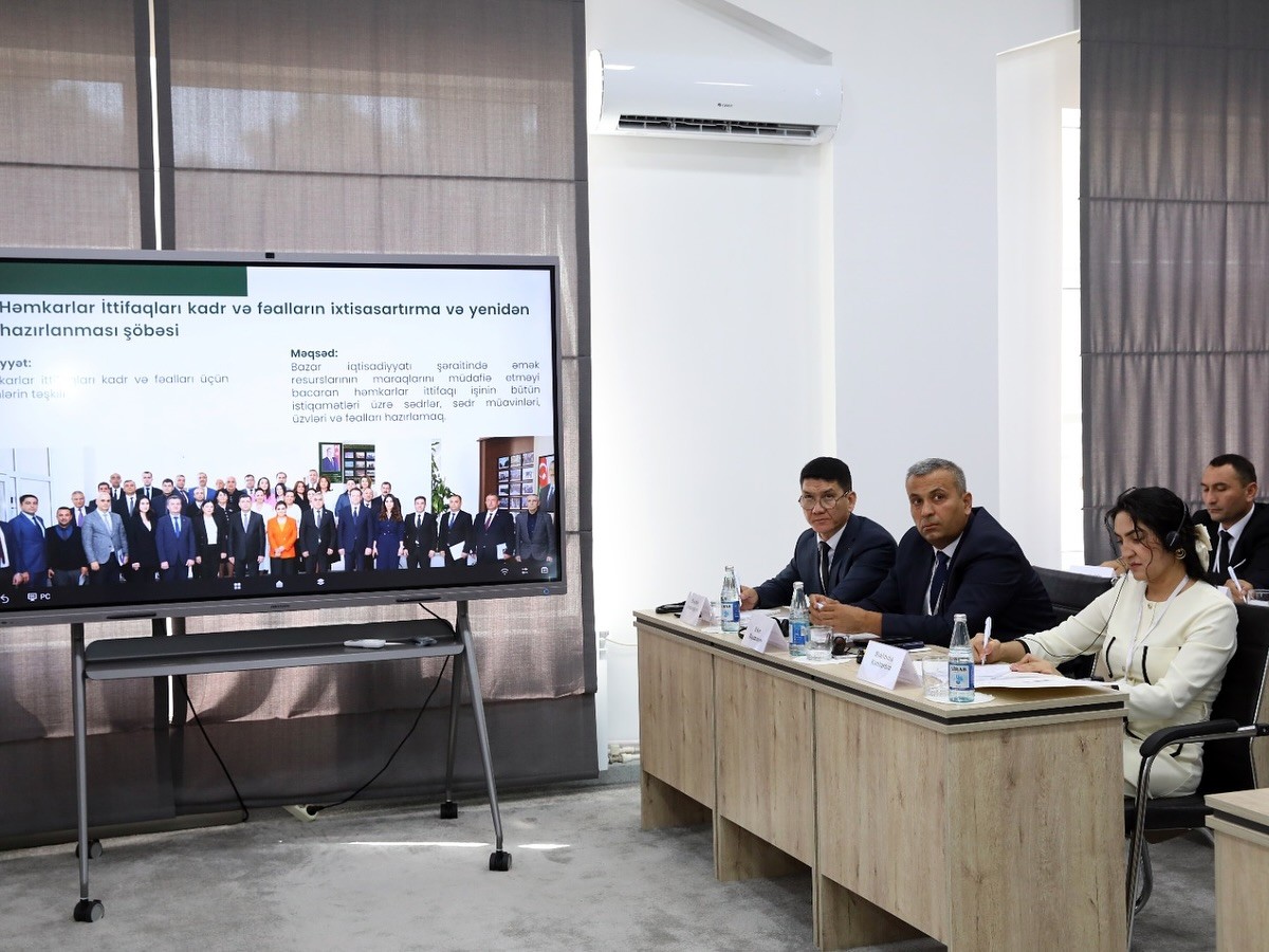 Özbəkistanlı nümayəndələr üçün AƏSMA-da təlim keçirilir - FOTOLAR