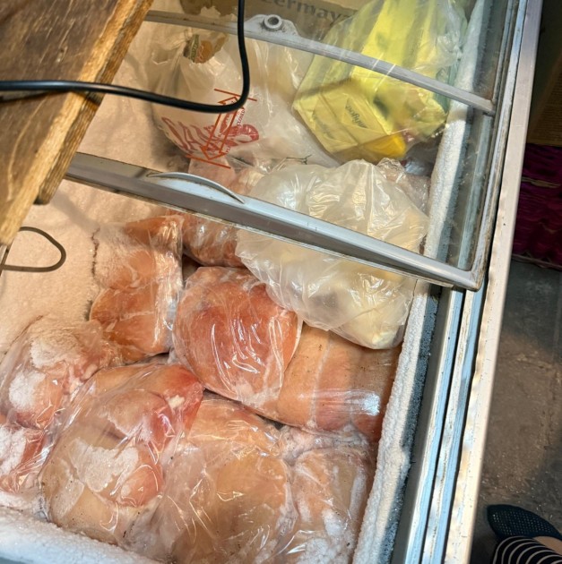 Bu market qanunsuz işləyirmiş - FOTOLAR