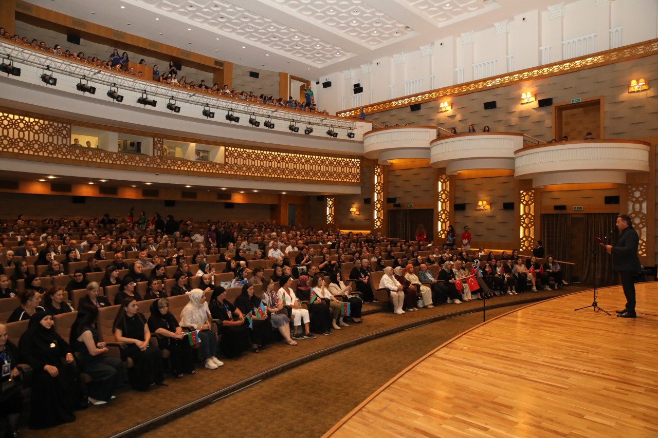 Antiterror döyüşlərinə həsr olunan tədbir keçirilib - FOTOLAR