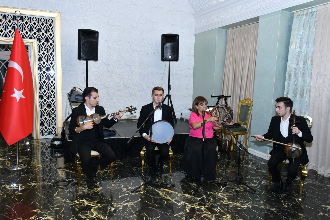 Azərbaycan və Türkiyə şəhid ailələri arasında qardaşlıq görüşü keçirilib - FOTOLAR