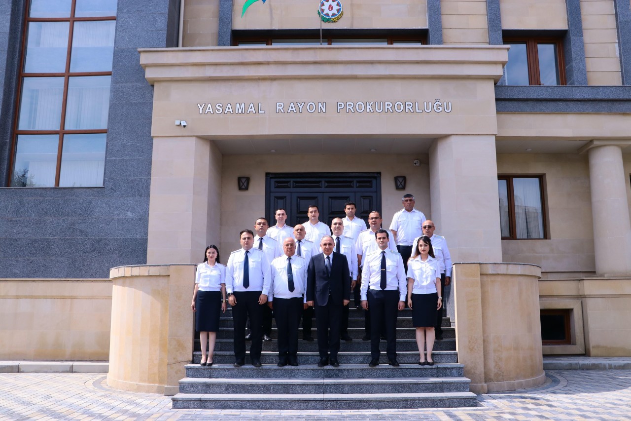 Baş prokuror Yasamalda vətəndaşları qəbul etdi - FOTOLAR