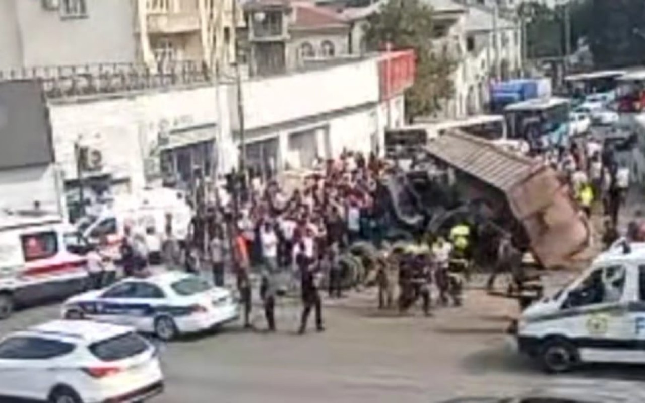 Biləcəridəki qəzada 3 nəfər ölüb, xəsarət alanlar var - YENİLƏNİB (VİDEO)