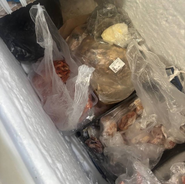 “Oligarx” restoranında nöqsanlar aşkarlandı - FOTO