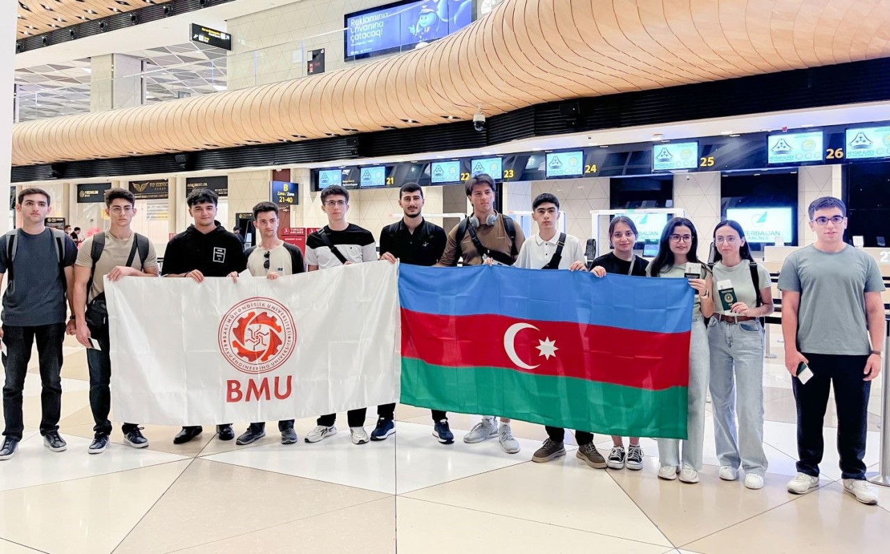 İDP çərçivəsində Çində oxuyacaq BMU tələbələri Pekindədir - FOTOLAR