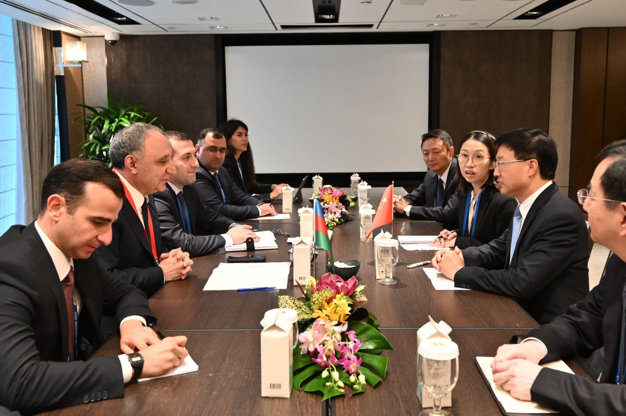 Baş prokuror Sinqapurda səfərdədir - FOTOLAR