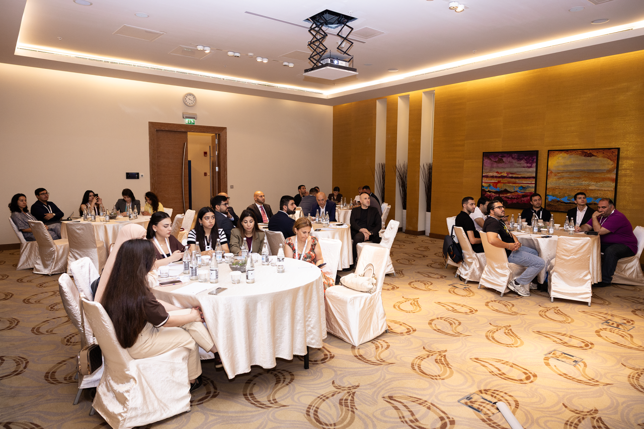 “AzInTelecom” media nümayəndələri üçün təlim təşkil edib - FOTOLAR