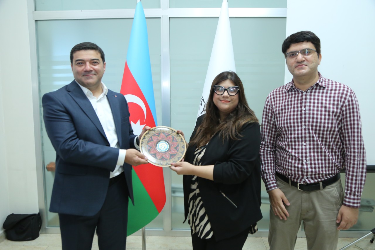 Pakistanlı MBA tələbələri “Ulduz” şokolad fabrikində olublar - FOTOLAR