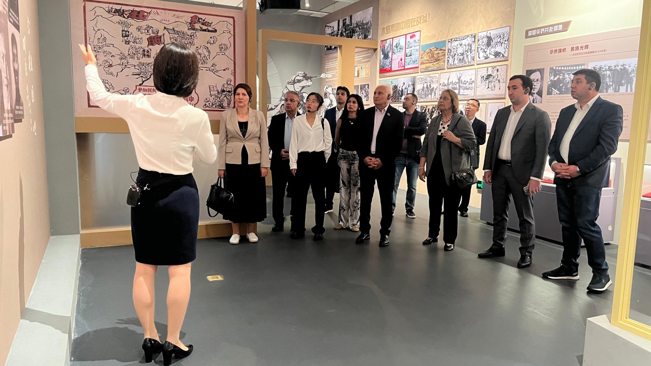 YAP-ın nümayəndə heyəti Çində səfərdədir - FOTOLAR