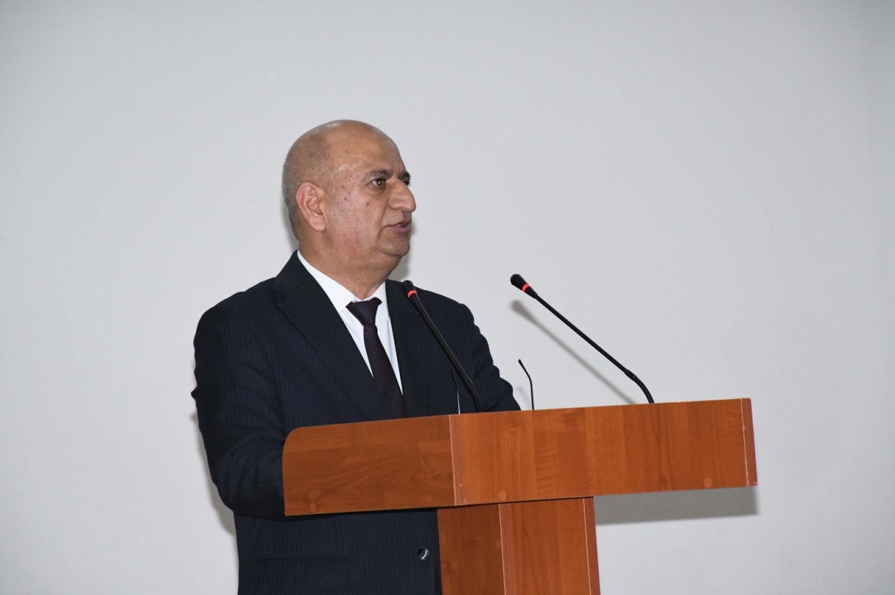 İcra başçısı Vaqif Həsənov yüksək bal toplayan abituriyentlərlə görüşdü - FOTOLAR