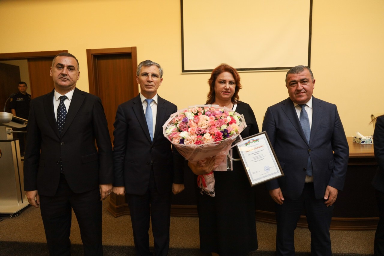 Xətai RİH-də yüksək bal toplayan gənclərlə görüş keçirilib - FOTOLAR