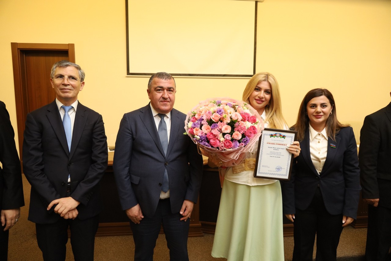 Xətai RİH-də yüksək bal toplayan gənclərlə görüş keçirilib - FOTOLAR