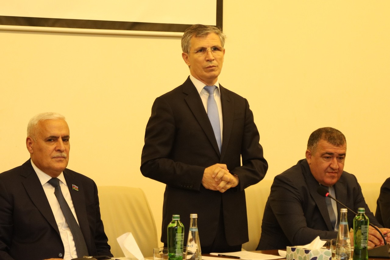 Xətai RİH-də yüksək bal toplayan gənclərlə görüş keçirilib - FOTOLAR