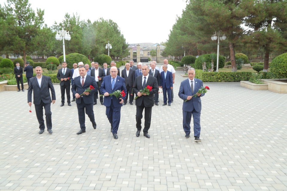 Hacıqabul Rayon Ağsaqqallar Şurasının hesabat konfransı keçirilib - FOTOLAR