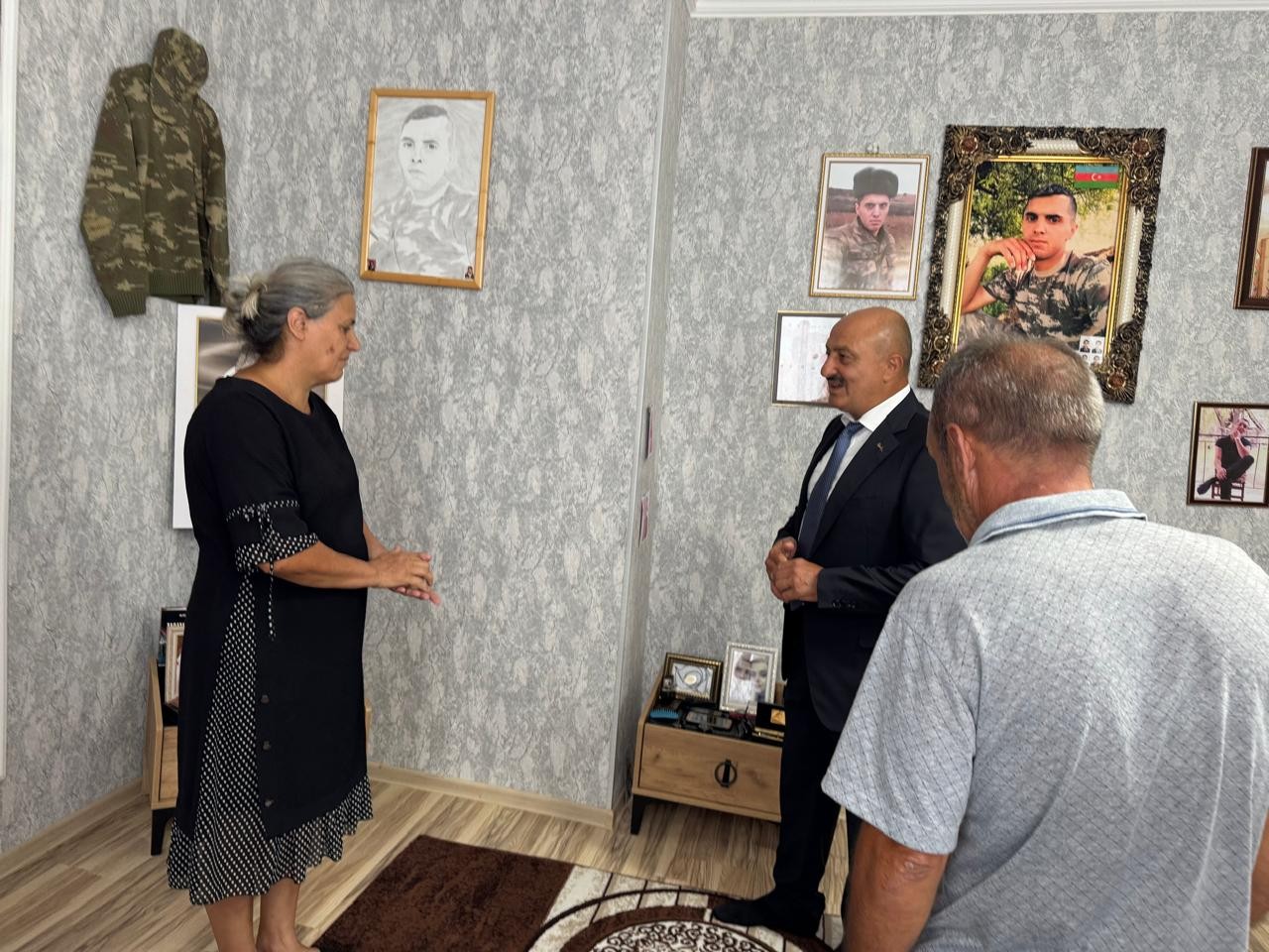 Asif Əsgərov seçicilərin problemlərini dinlədi - FOTOLAR