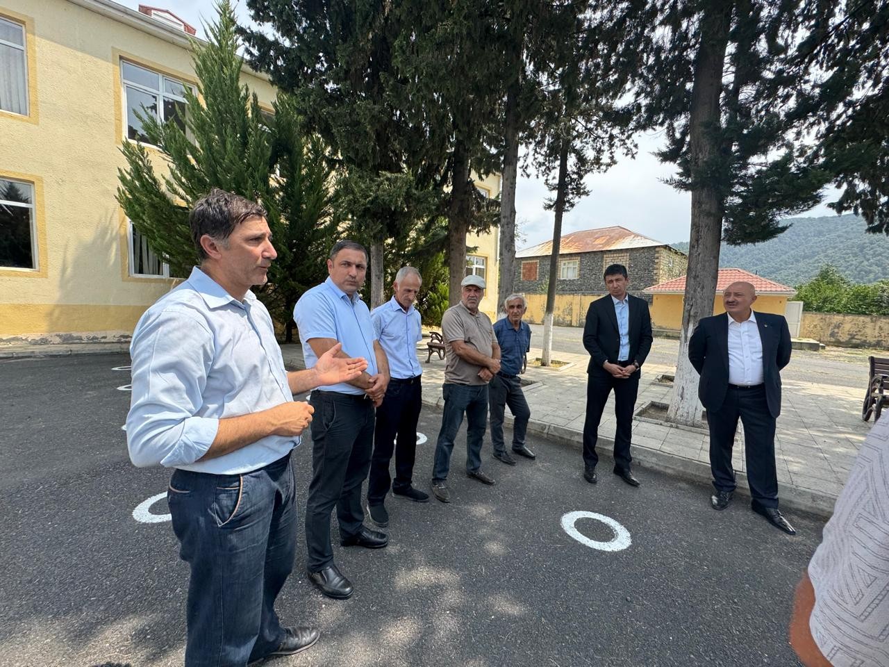 Asif Əsgərov seçicilərin problemlərini dinlədi - FOTOLAR