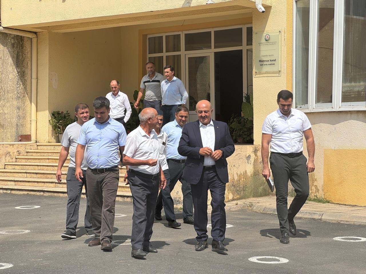 Asif Əsgərov seçicilərin problemlərini dinlədi - FOTOLAR