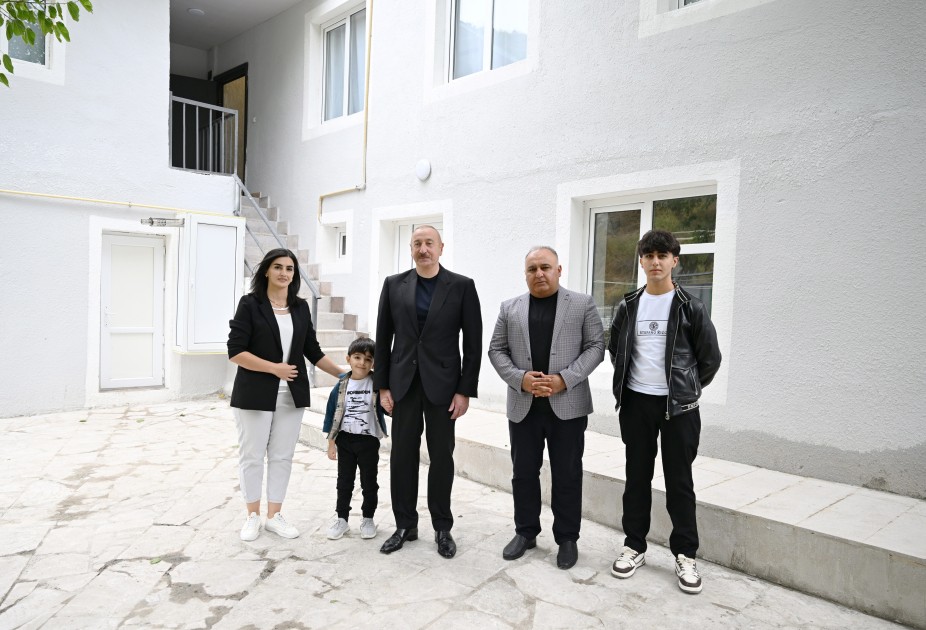 İlham Əliyev Şuşakənd kəndində oldu - FOTOLAR