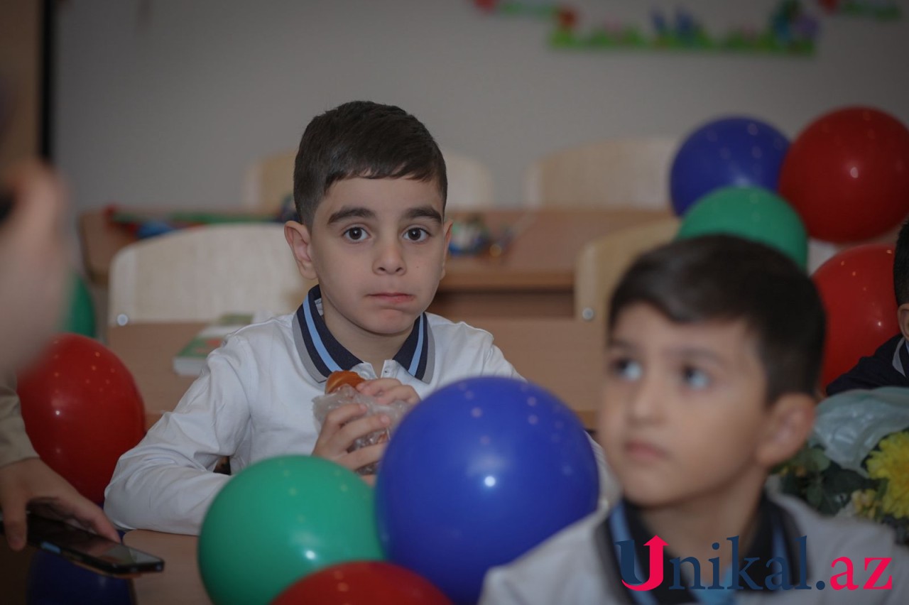 Yeni dərs ili belə başladı - FOTOREPORTAJ