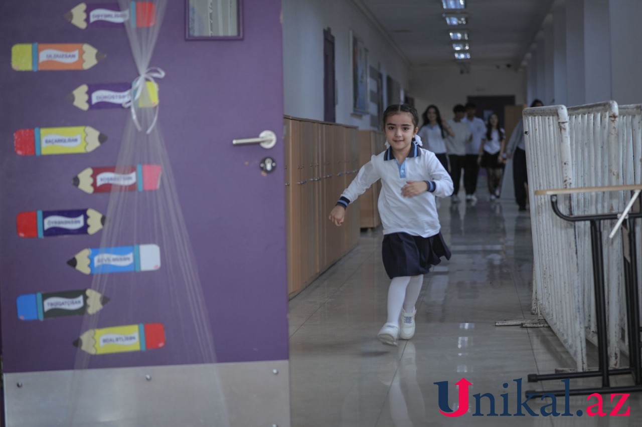 Yeni dərs ili belə başladı - FOTOREPORTAJ