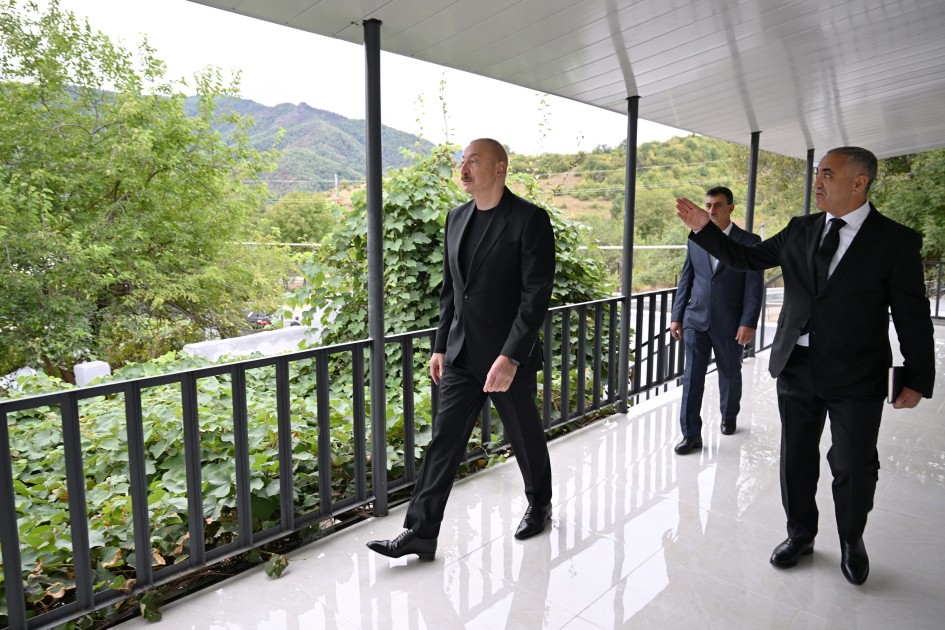 Prezident Badara kəndində olub - FOTOLAR