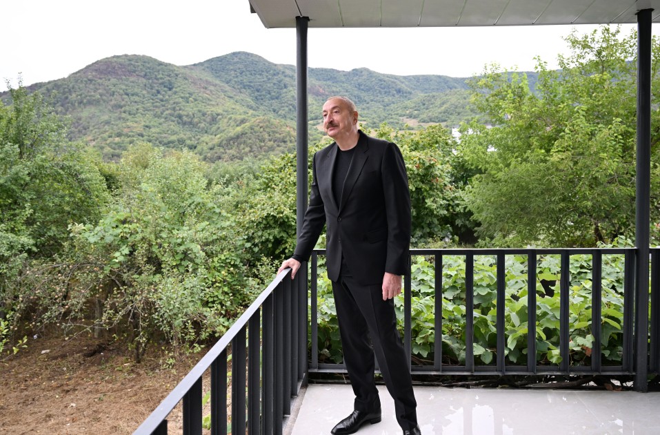 Prezident Badara kəndində olub - FOTOLAR