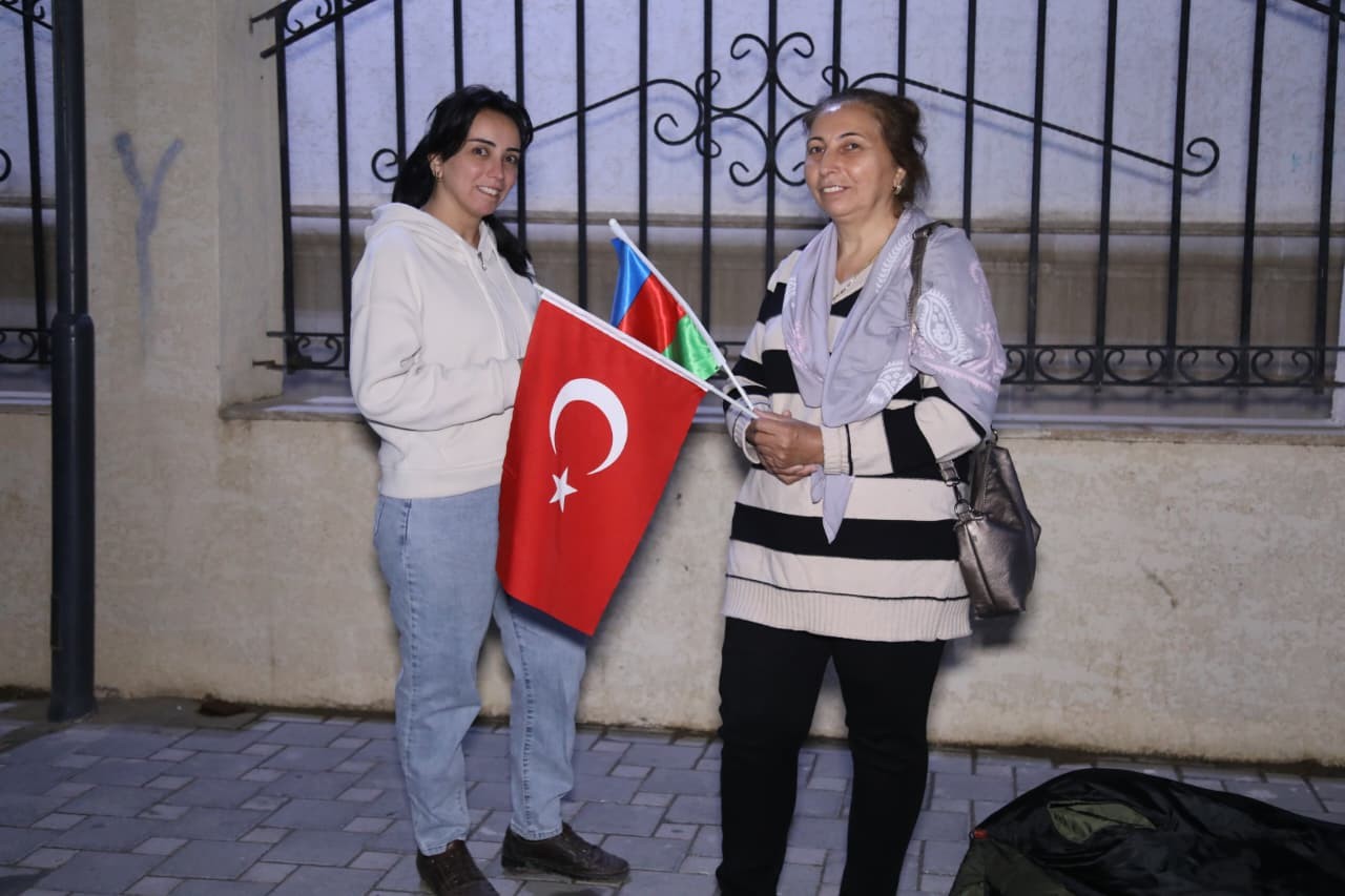 Köç karvanı Kəlbəcərə çatıb - FOTOLAR (YENİLƏNİB)