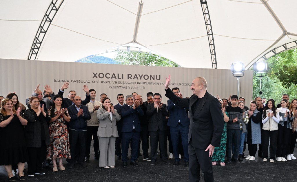 Prezident 4 kəndin sakinləri ilə görüşdü - FOTOLAR (YENİLƏNİB)