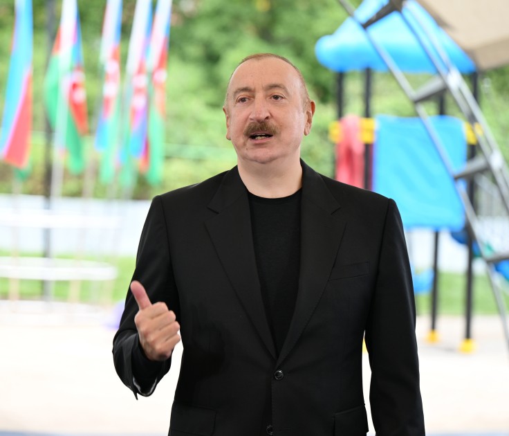 Prezident 4 kəndin sakinləri ilə görüşdü - FOTOLAR (YENİLƏNİB)